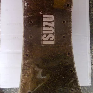 Накладки  ISUZU  на тормозные колодки   