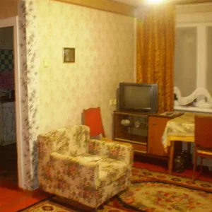 Продам 2 комнатную квартиру в р-не Школьной (от хозяйки)