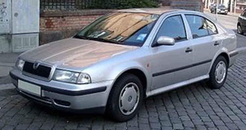 Запчасти б/у на SKODA Octavia (0966765978)