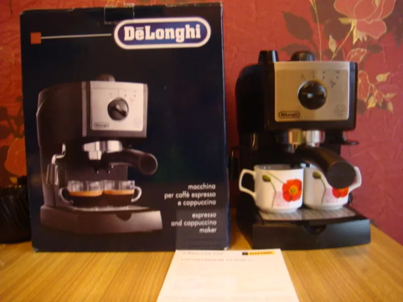 Кофеварка новая эспрессо DeLonghi EC 155