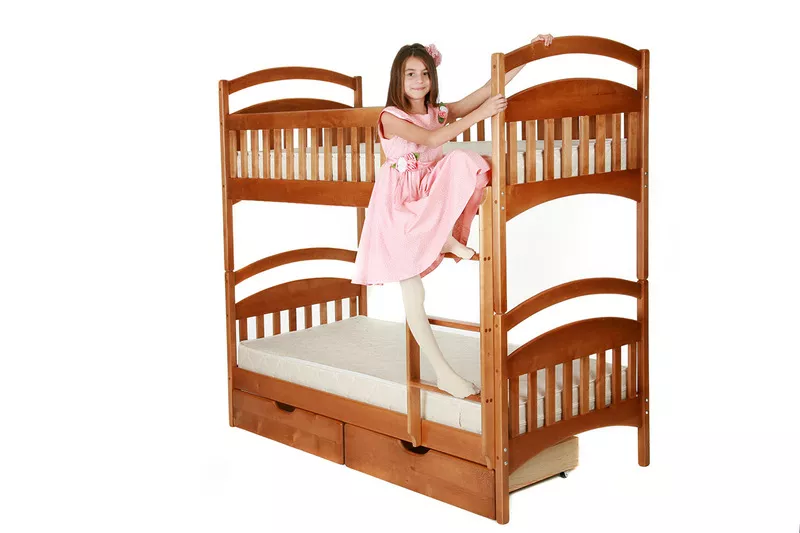 Детские двухъярусные кровати из дерева от мебельной фабрики