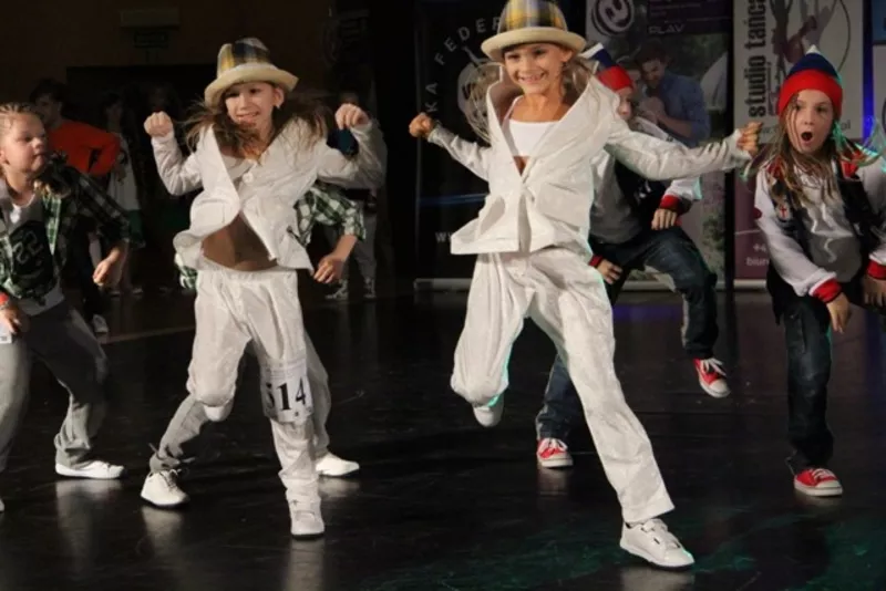 Танцы  в Черкассах для детей и взрослых 8