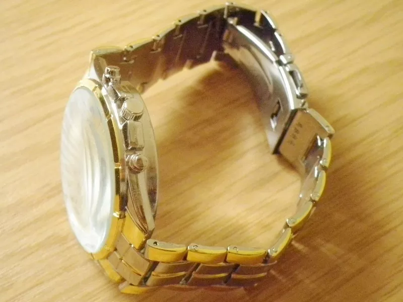 Мужские часы “ROSRA” по очень выгодной цене!  Тип материала окошка ци 3
