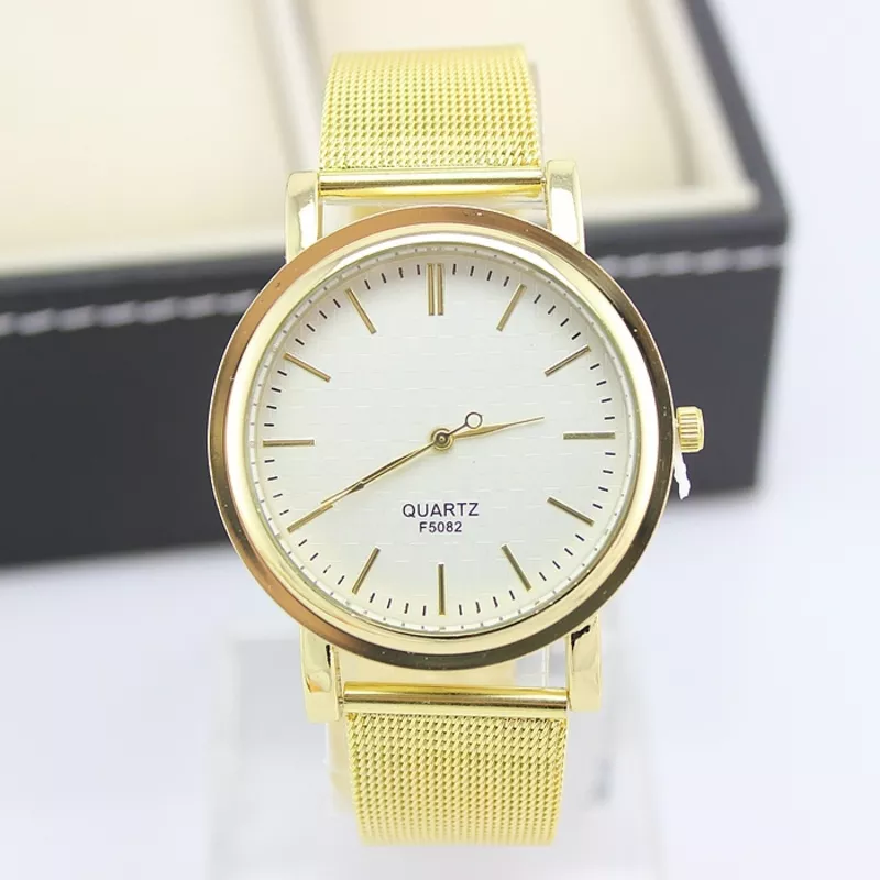 Красивые женские часы “Qvartz” по выгодной цене.  Ремешок часов из мет 3