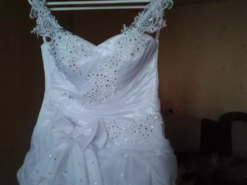 Продаю свадебное платье  2