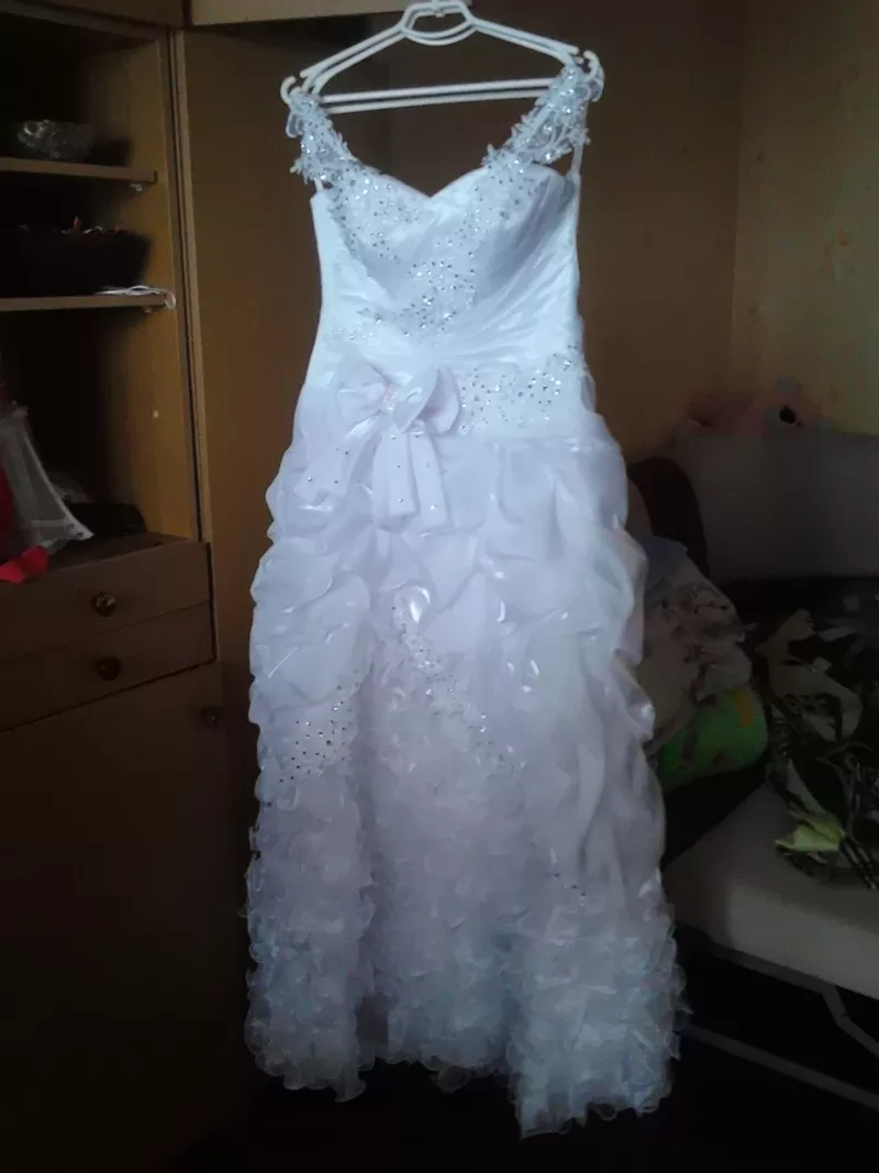 Продаю свадебное платье  3