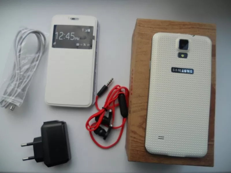  Смартфон Samsung S 5 White (экран 4, 5