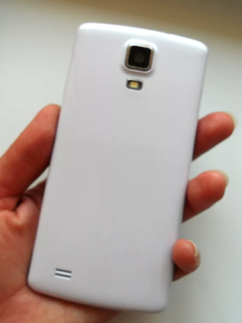 Смартфон Sony Xperia White (2sim,  экран 4, 5дюйма,  Android 4.2.2, GPS) 2