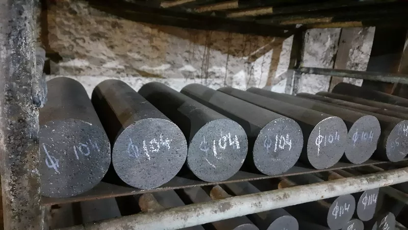 Чавунний кругляк різних діаметрів і марок 3