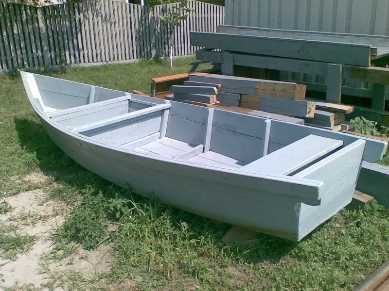 Продам дерев’яний рибацький човен (ПЛОСКОДОНКА)